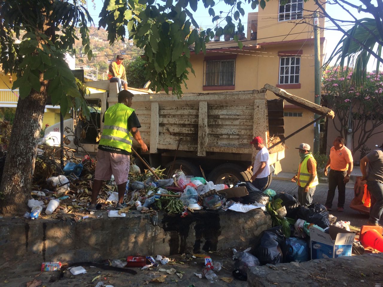 AZUETENSES PRODUJERON EL DOBLE DE BASURA EN SEMANA SANTA