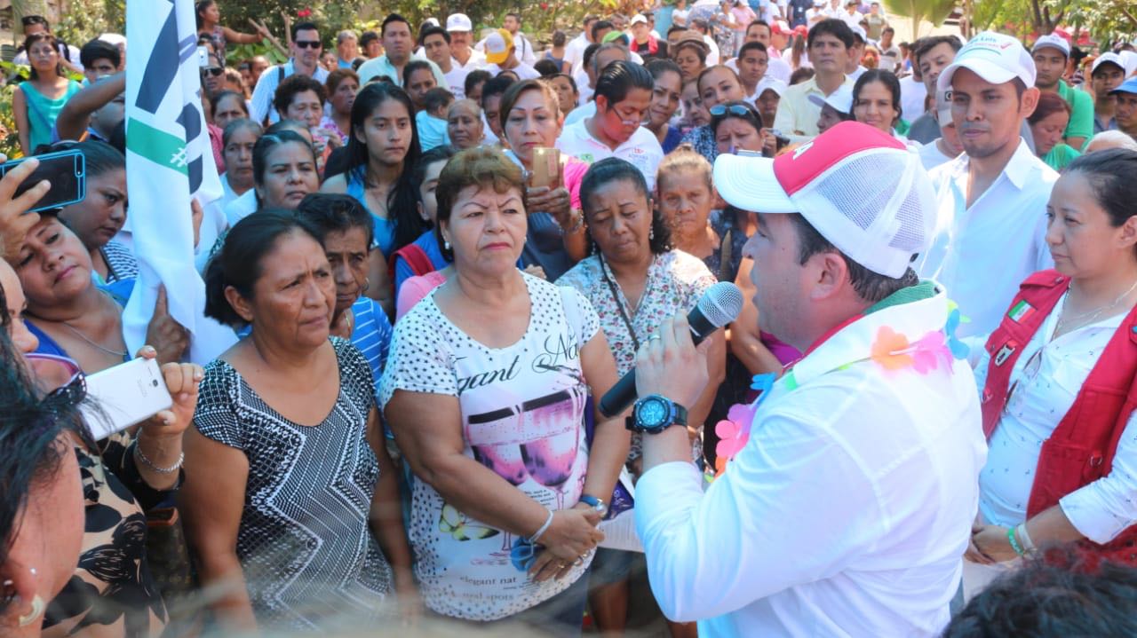 SI TIENEN PRUEBAS DE COMPRA DE VOTOS QUE LAS DEMUESTREN, RESPONDE TAJA A CONTRINCANTES