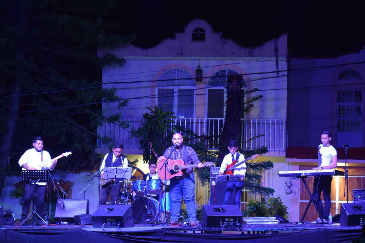 INICIA FESTIVAL DE TORONJIL CON TEATRO, TROVA Y ROCK EN CHILPANCINGO