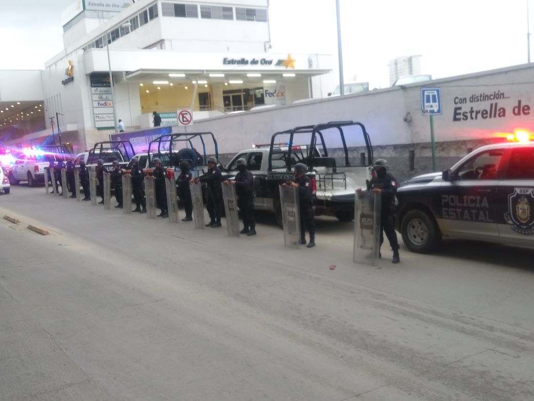 CULMINA EL BLOQUEO DE COMERCIANTES Y TRANSPORTISTAS EN ACAPULCO