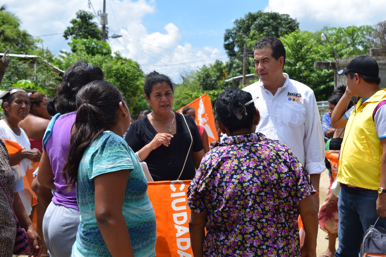 URGE FACILITAR EL DESARROLLO ECONÓMICO DE ACAPULCO DISMINUCIÓN DE PEAJES PROPONE BERDEJA