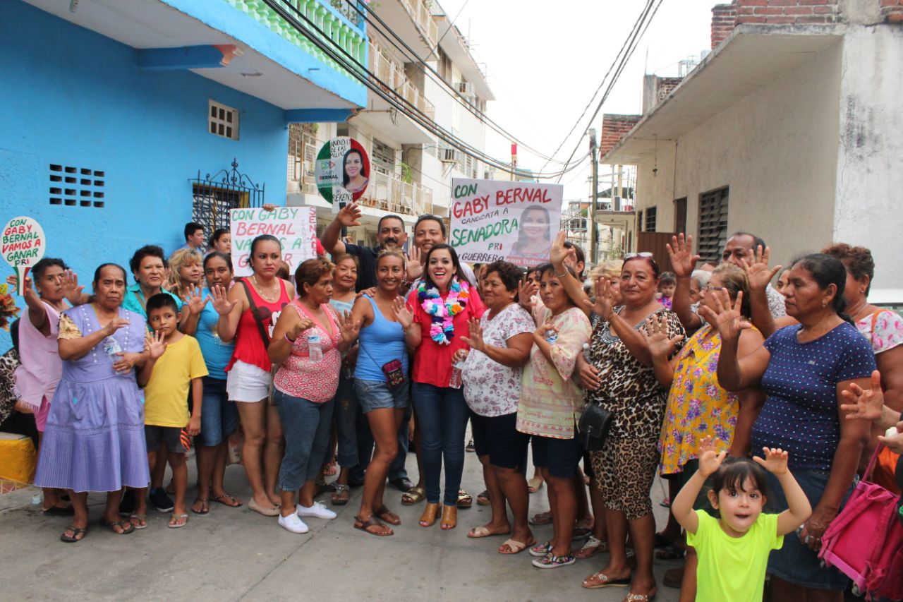 GABY BERNAL DEFENDERÁ LOS DERECHOS DE JÓVENES Y MUJERES GABY BERNAL DEFENDERÁ LOS DERECHOS DE JÓVENES Y MUJERES