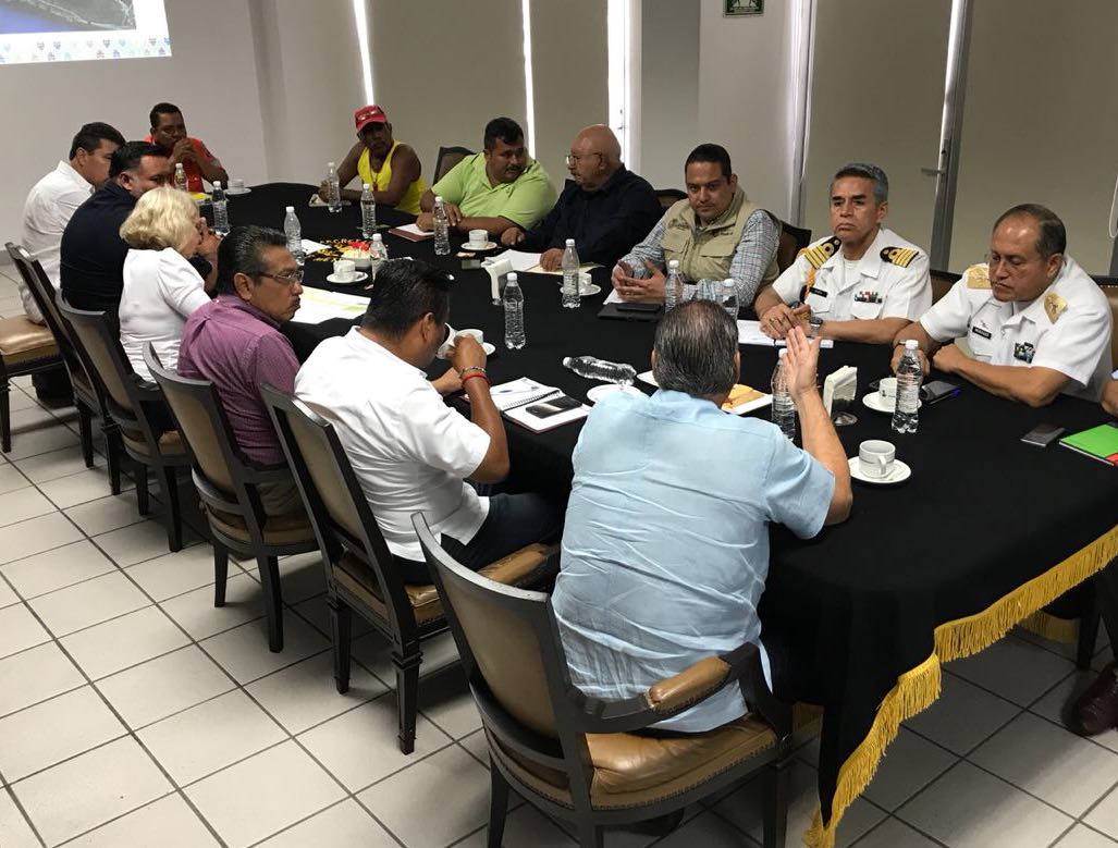 REFUERZAN VIGILANCIA EN PLAYAS DE ACAPULCO REFUERZAN VIGILANCIA EN PLAYAS DE ACAPULCO