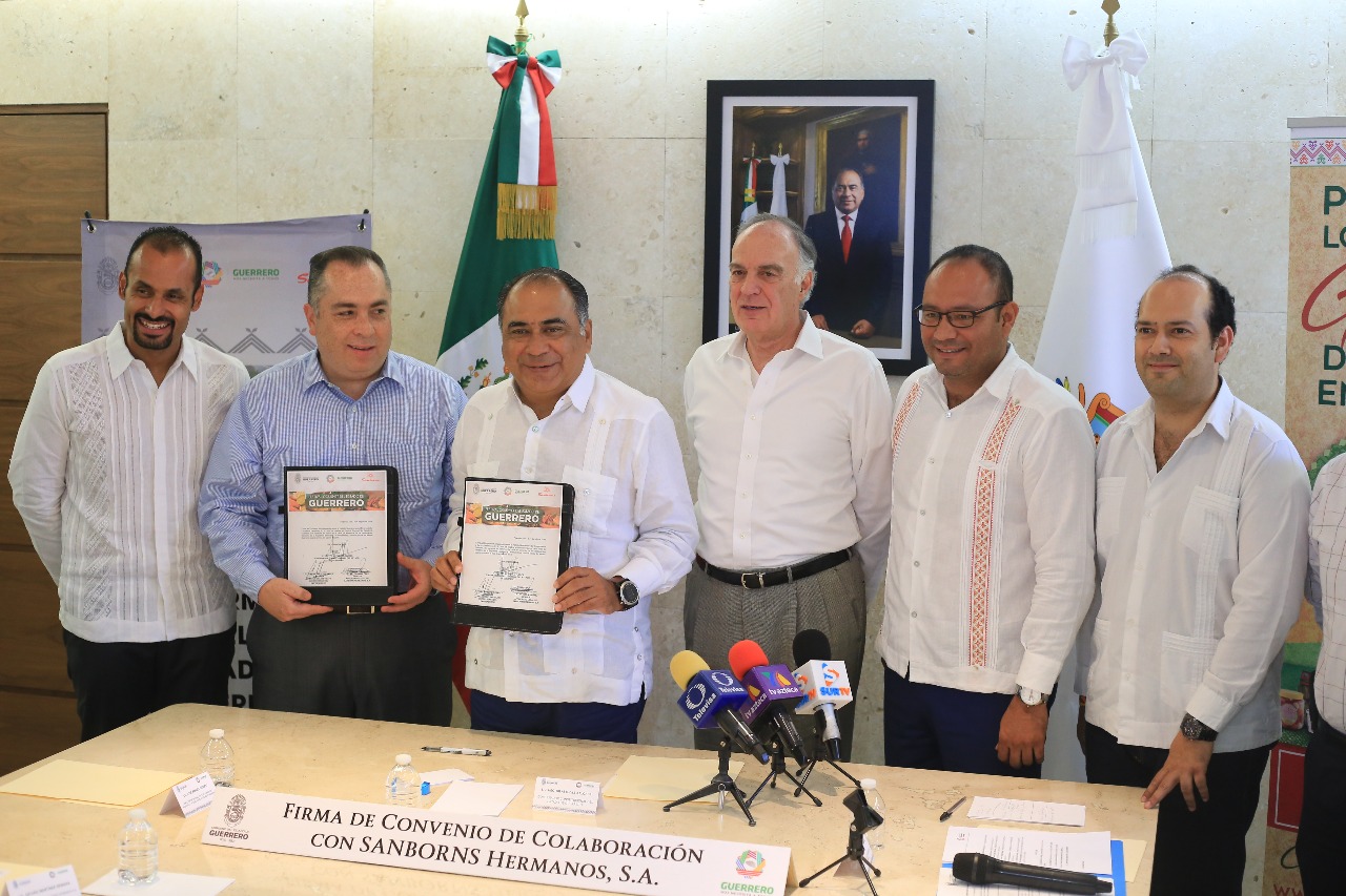 FIRMA EL GOBERNADOR CONVENIO DE COLABORACIÓN CON SANBORNS PARA PROMOVER LA RICA GASTRONOMÍA DE GUERRERO