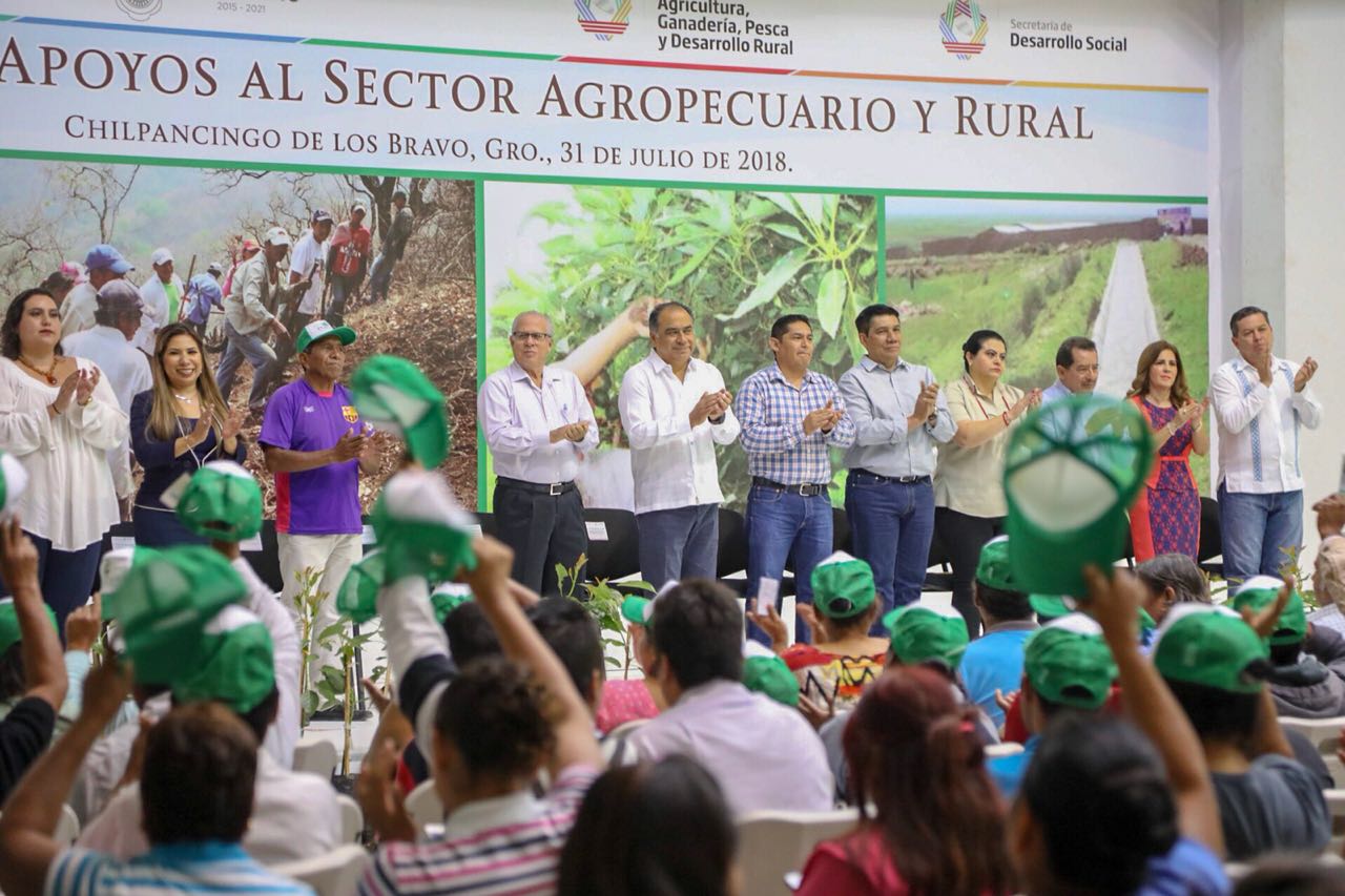 LA ATENCIÓN AL CAMPO YA SE REFLEJA, HOY ES MUCHO MÁS PRODUCTIVO, DICE EL GOBERNADOR HÉCTOR ASTUDILLO