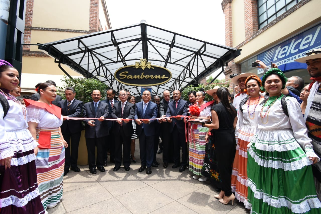 INAUGURA ASTUDILLO SEGUNDA EDICIÓN DEL FESTIVAL GASTRONÓMICO DE GUERRERO EN SANBORNS