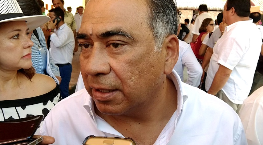 ESTADO AYUDARÁ EN PAGO DE AGUINALDOS SIN RELEVAR RESPONSABILIDAD DE MUNICIPIOS: HAF