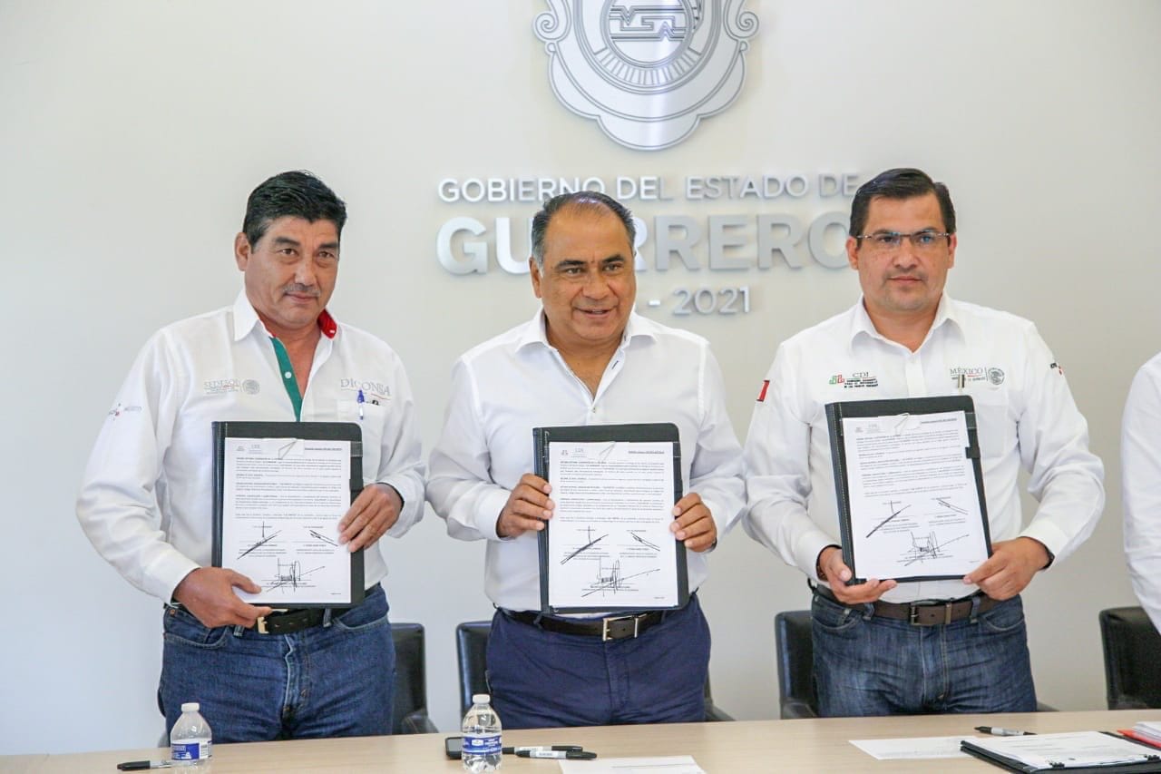 GOBERNADOR HÉCTOR ASTUDILLO ATESTIGUA CONTRATO ENTRE CDI- DICONSA PARA ADQUIRIR DOS MIL 372 TONELADAS DE MAÍZ