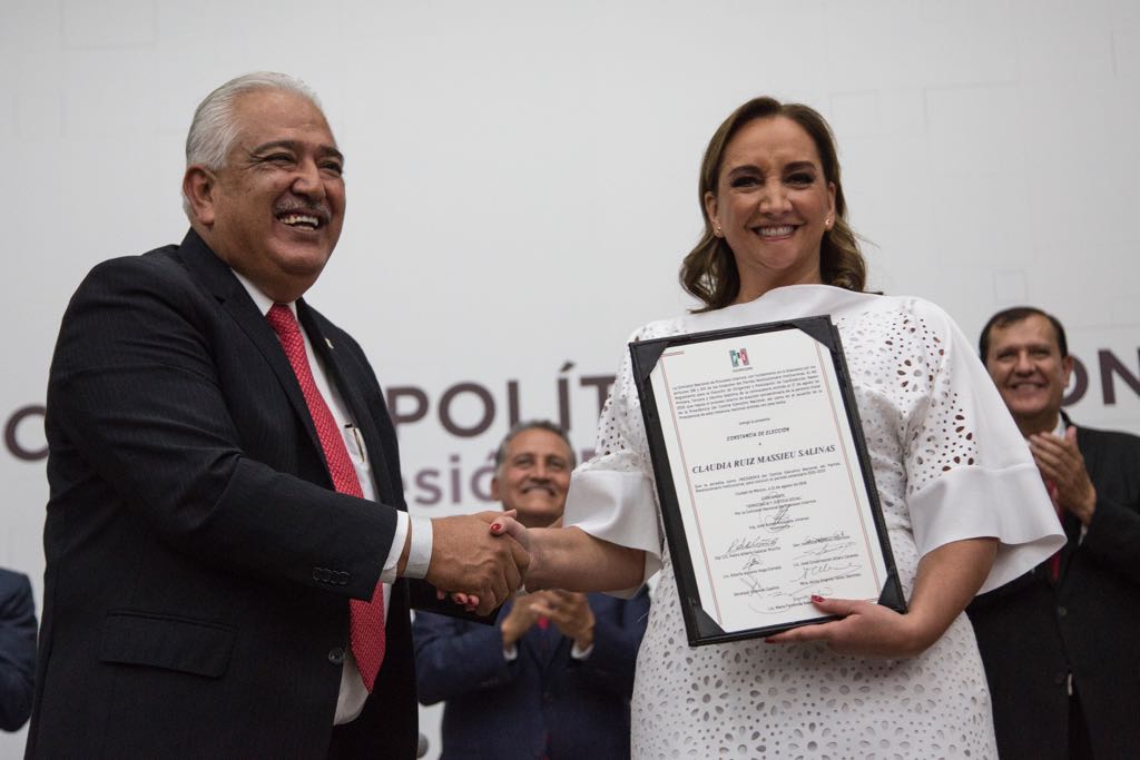 ES RATIFICADA CLAUDIA RUIZ COMO PRESIDENTA DEL  CEN  DEL PRI 