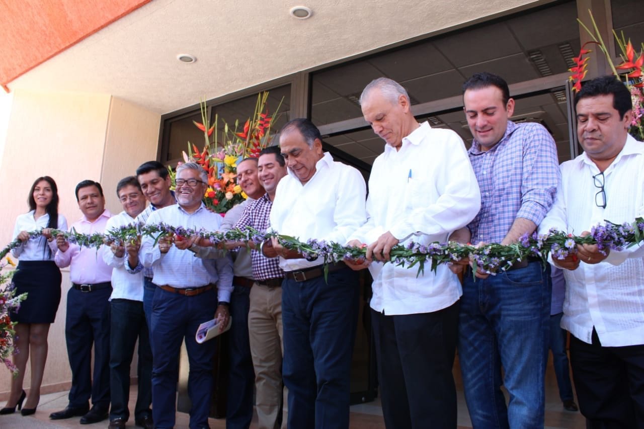 GOBIERNO DE GUERRERO INVIERTE EN EDUCACIÓN EN TAXCO