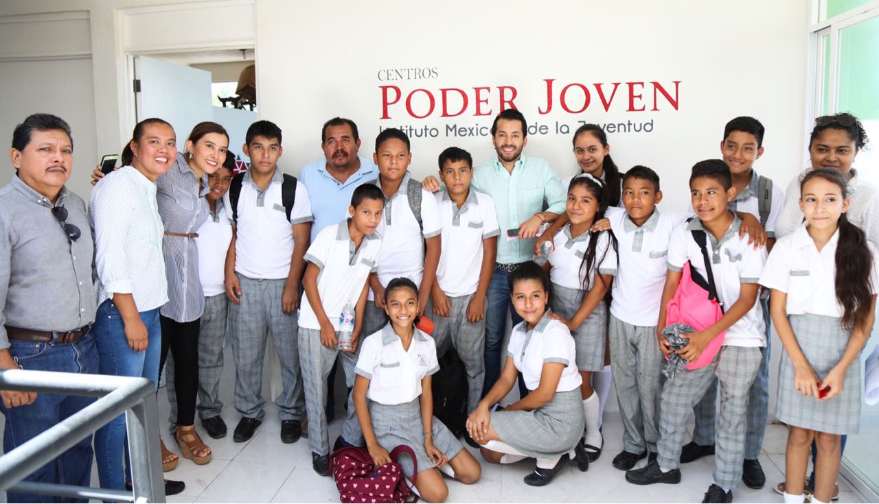 INAUGURA GOBIERNO DEL ESTADO DOS CENTROS DE PODER JOVEN EN COSTA GRANDE