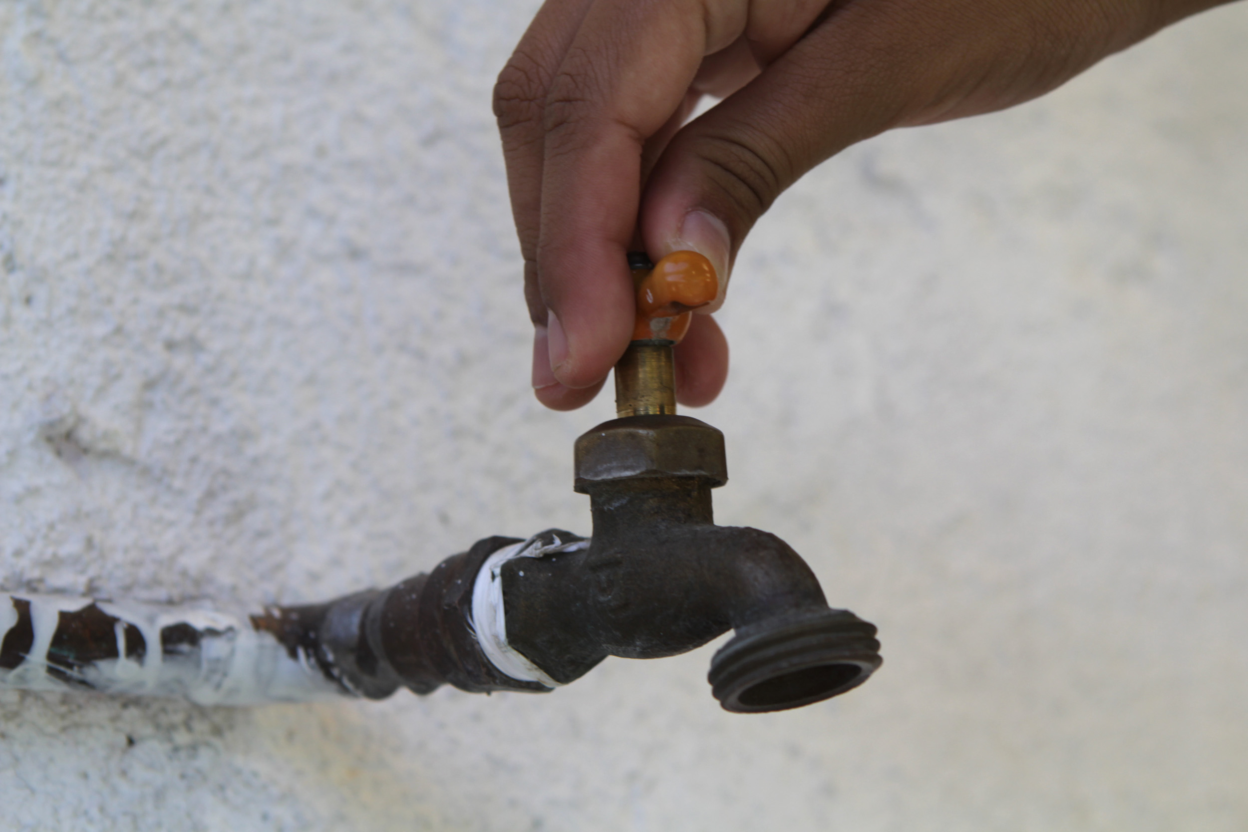 NO HABRÁ AGUA EN LA JARDÍN POR CAMBIO DE TANQUE 