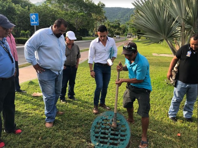 DIMAREN INSPECCIONA HOTELES POR VERTIMIENTO DE AGUAS NEGRAS EN EL PALMAR