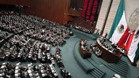 EL RENACIMIENTO DEL CONGRESO DE LA UNIÓN EL RENACIMIENTO DEL CONGRESO DE LA UNIÓN