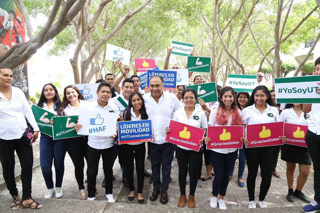 REFRENDA EN LA COSTA GRANDE EL GOBERNADOR HÉCTOR ASTUDILLO SU COMPROMISO CON LA EDUCACIÓN