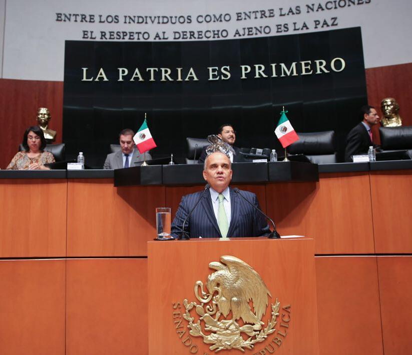 EL SENADOR MANUEL AÑORVE A NOMBRE DEL GRUPO PARLAMENTARIO DEL PRI SE PRONUNCIÓ A FAVOR DE LA DEFENSA DE LA UNAM