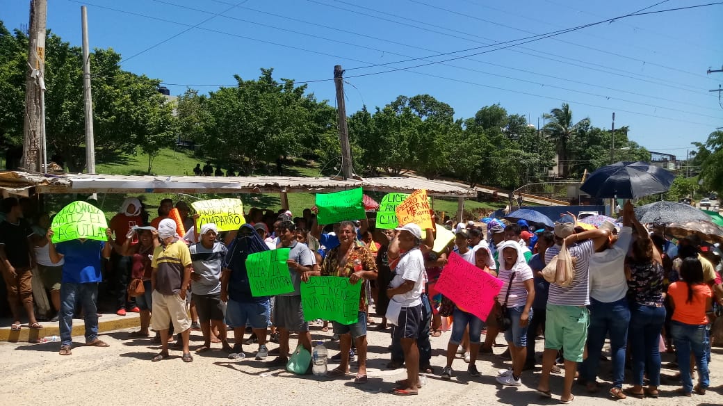 FAMILIARES DE REOS DEL PENAL DE ACAPULCO PROTESTAN POR MALTRATO