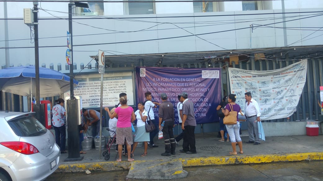 EN PARO  TRABAJADORES DEL HOSPITAL DEL ISSSTE POR DEPLORABLES CONDICIONES