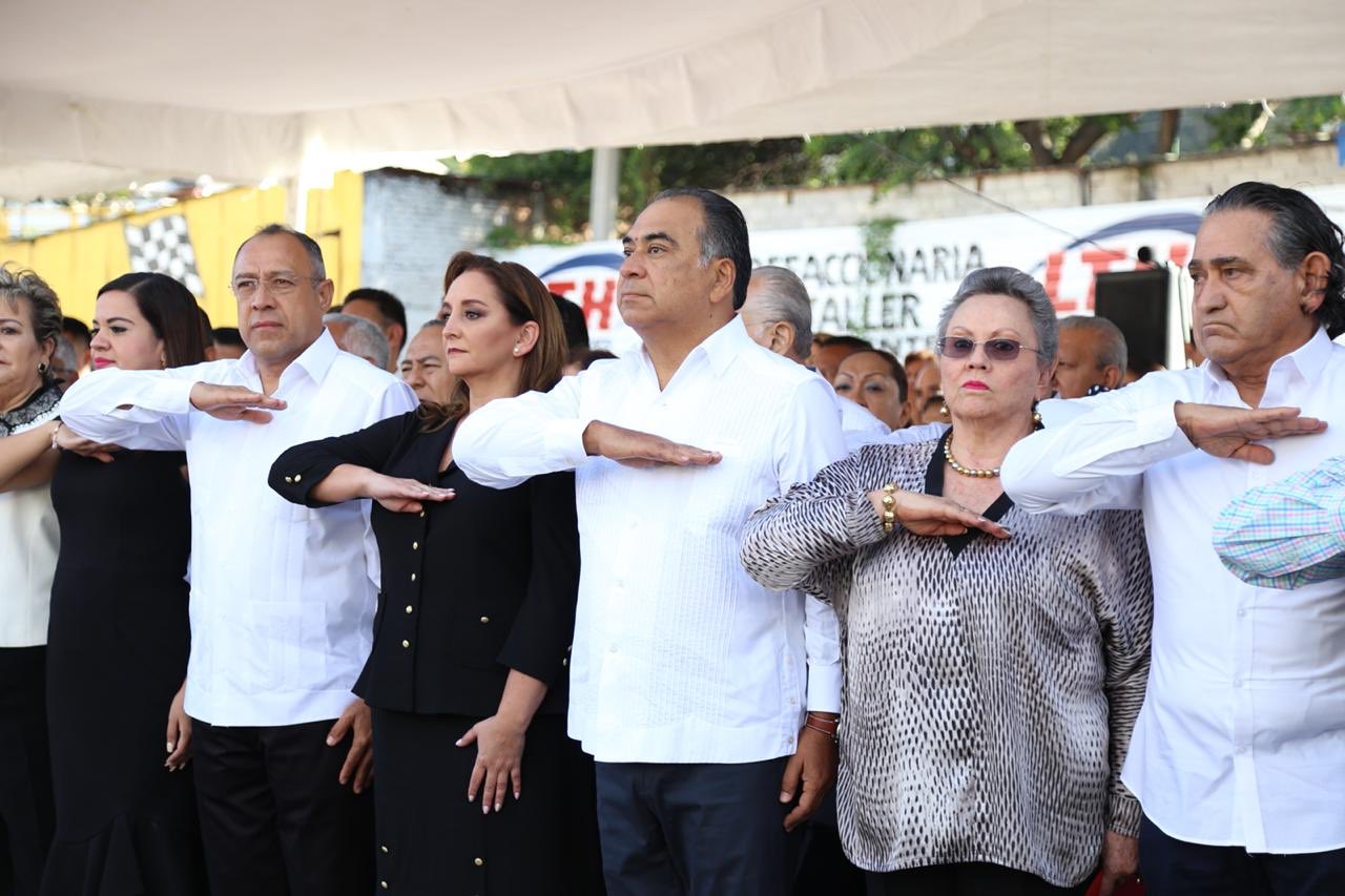 ASTUDILLO ASISTE A CEREMONIA DEL 24 ANIVERSARIO LUCTUOSO DE JOSÉ FRANCISCO RUIZ MASSIEU