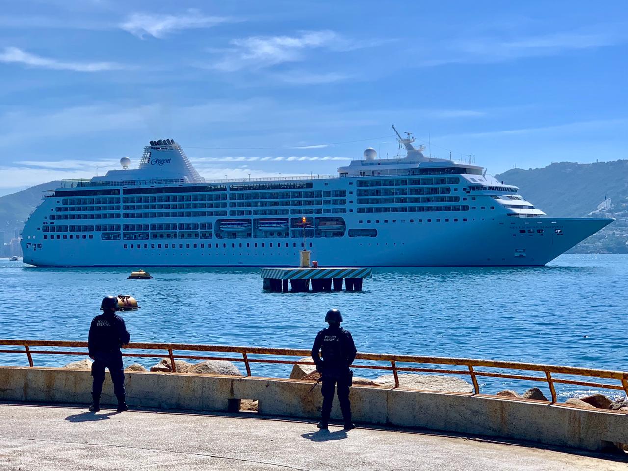 LLEGA PRIMER CRUCERO DE LA TEMPORADA 2018 – 2019