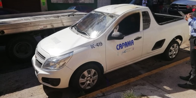 ARROJAN BOMBA MOLOTOV A CAMIONETA DE LA CAPAMA; TAMBIÉN DEJAN UN MENSAJE ARROJAN BOMBA MOLOTOV A CAMIONETA DE LA CAPAMA; TAMBIÉN DEJAN UN MENSAJE