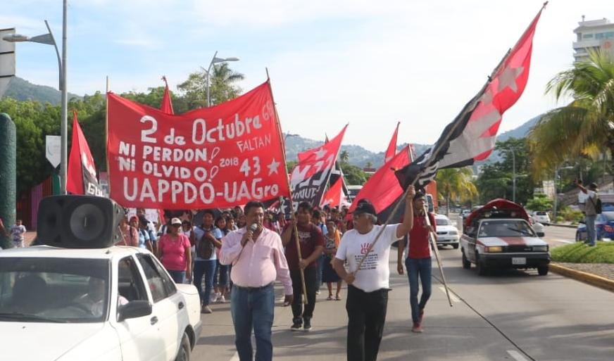 CONMEMORAN 50 AÑOS DE LA MATANZA DE TLATELOLCO