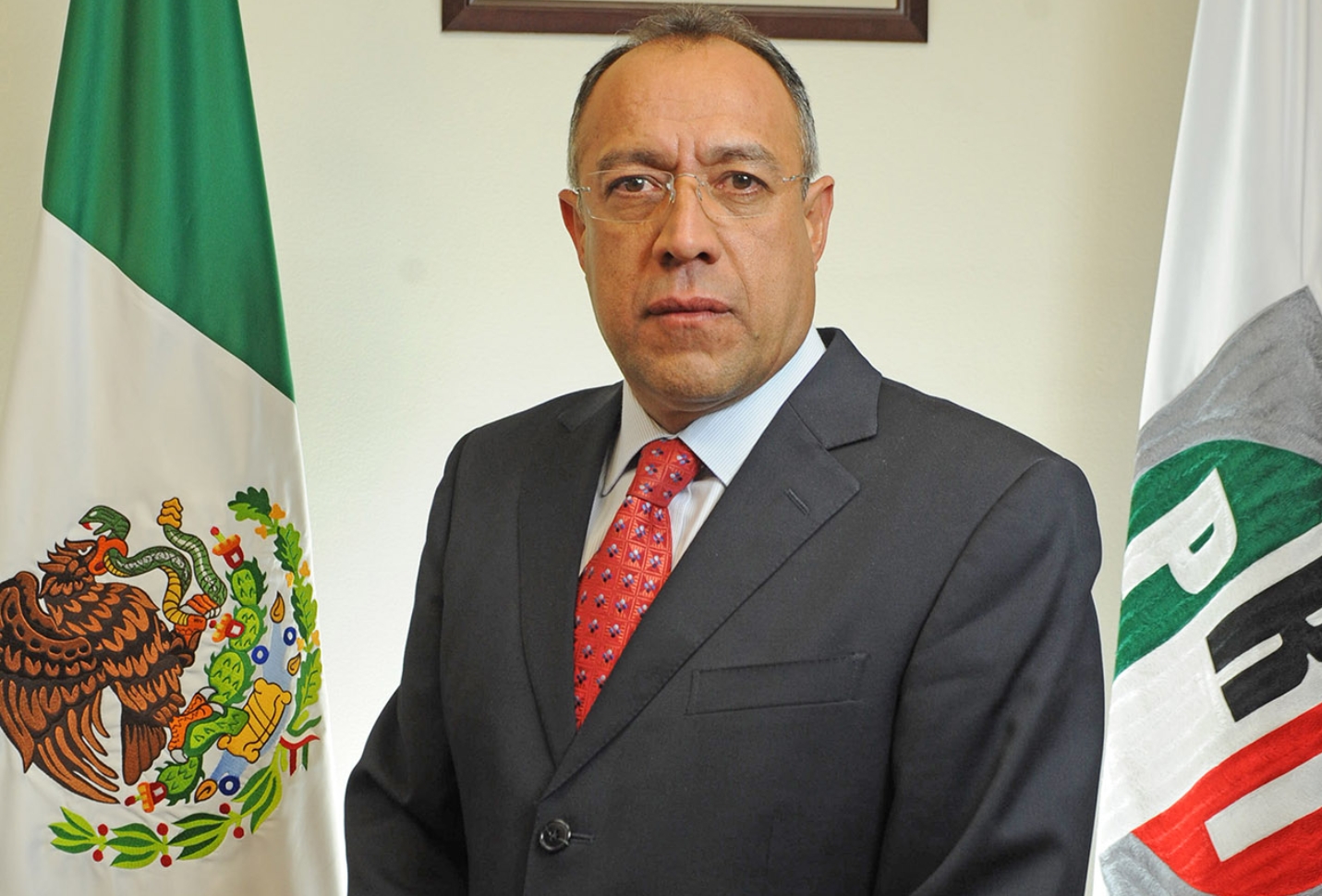 PRESENTA HERIBERTO HUICOCHEA VÁZQUEZ SOLICITUD DE SEPARACIÓN DEL CARGO DE PRESIDENTE DEL PRI GUERRERO