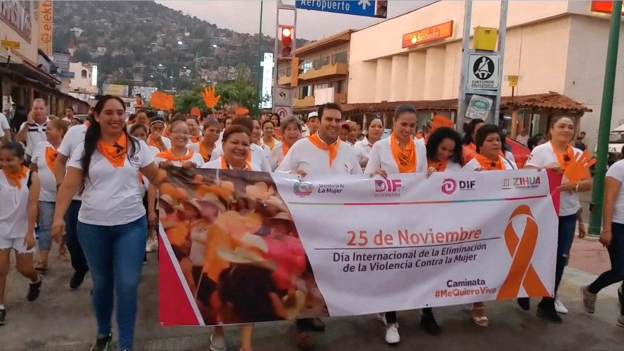 MUJERES DE ZIHUATANEJO PIDEN ALTO A LA VIOLENCIA