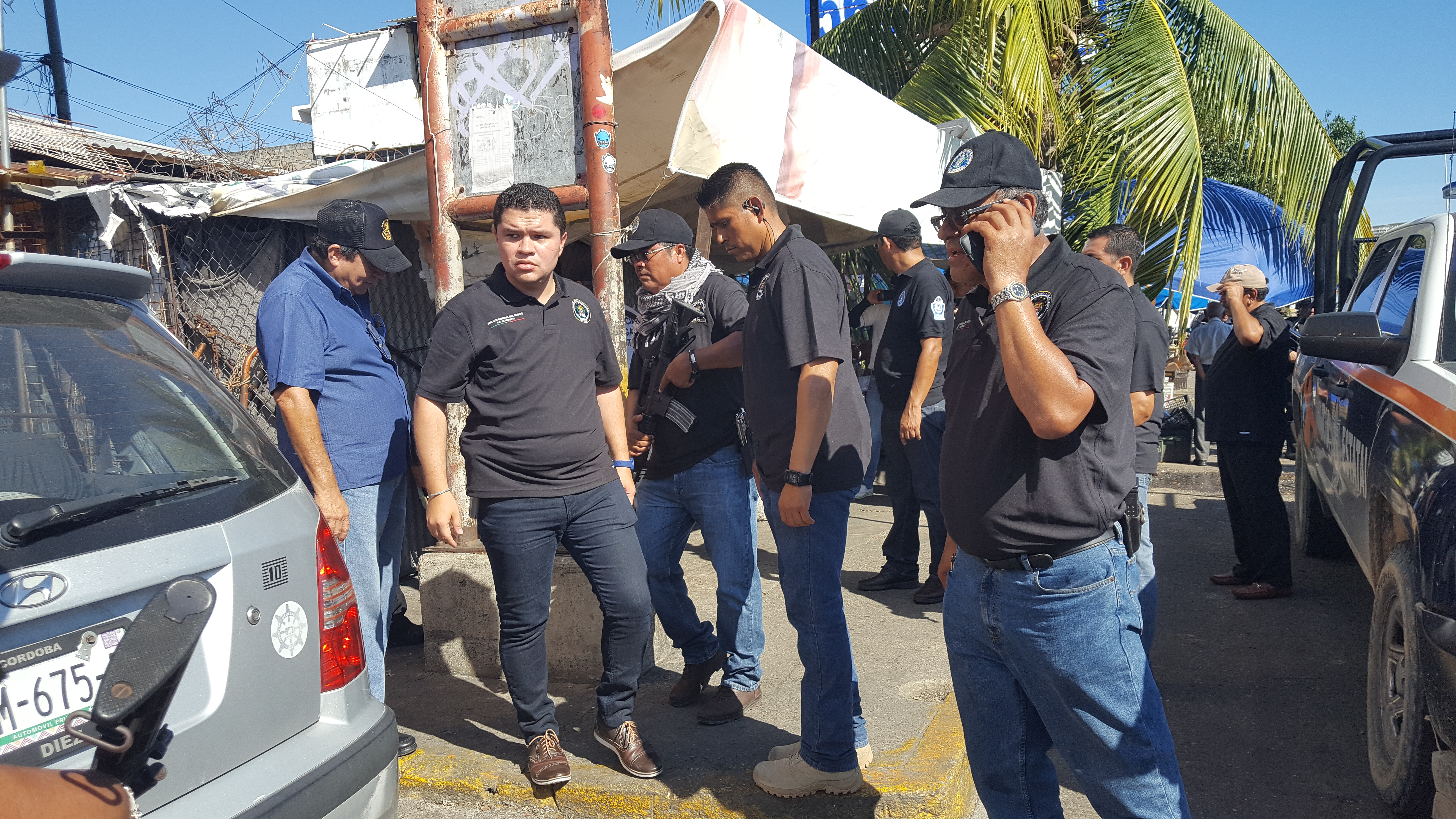 OPERATIVO SORPRESA ENCABEZA FISCALÍA EN MERCADO CENTRAL DE ACAPULCO