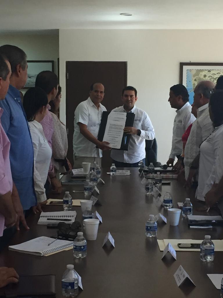 INSTALAN EL CONSEJO DE FOMENTO ECONÓMICO, INVERSIÓN Y DESARROLLO DE ZIHUATANEJO