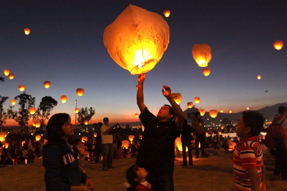 PROHIBIDA VENTA DE GLOBOS DE CANTOYA EN ZIHUATANEJO