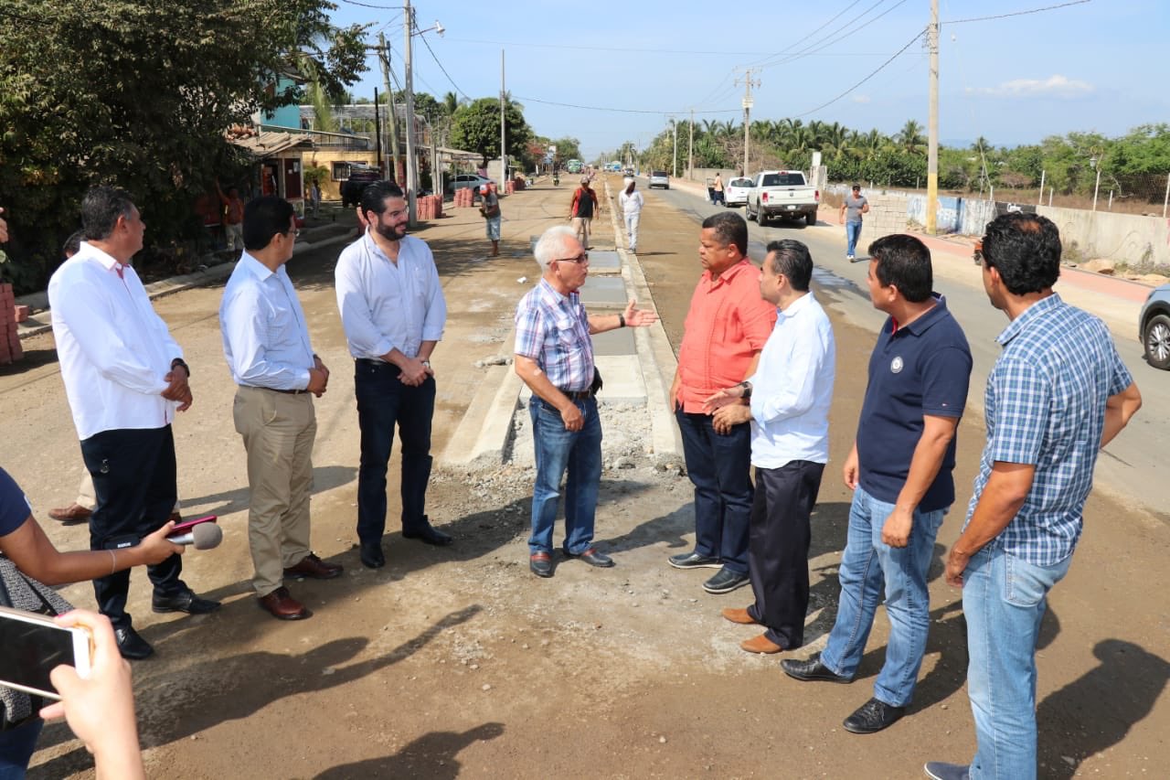 80 MDP SE INVIRTIERON EN LA PRIMER ETAPA DE MODERNIZACIÓN DE PIE DE LA CUESTA A BARRA DE COYUCA