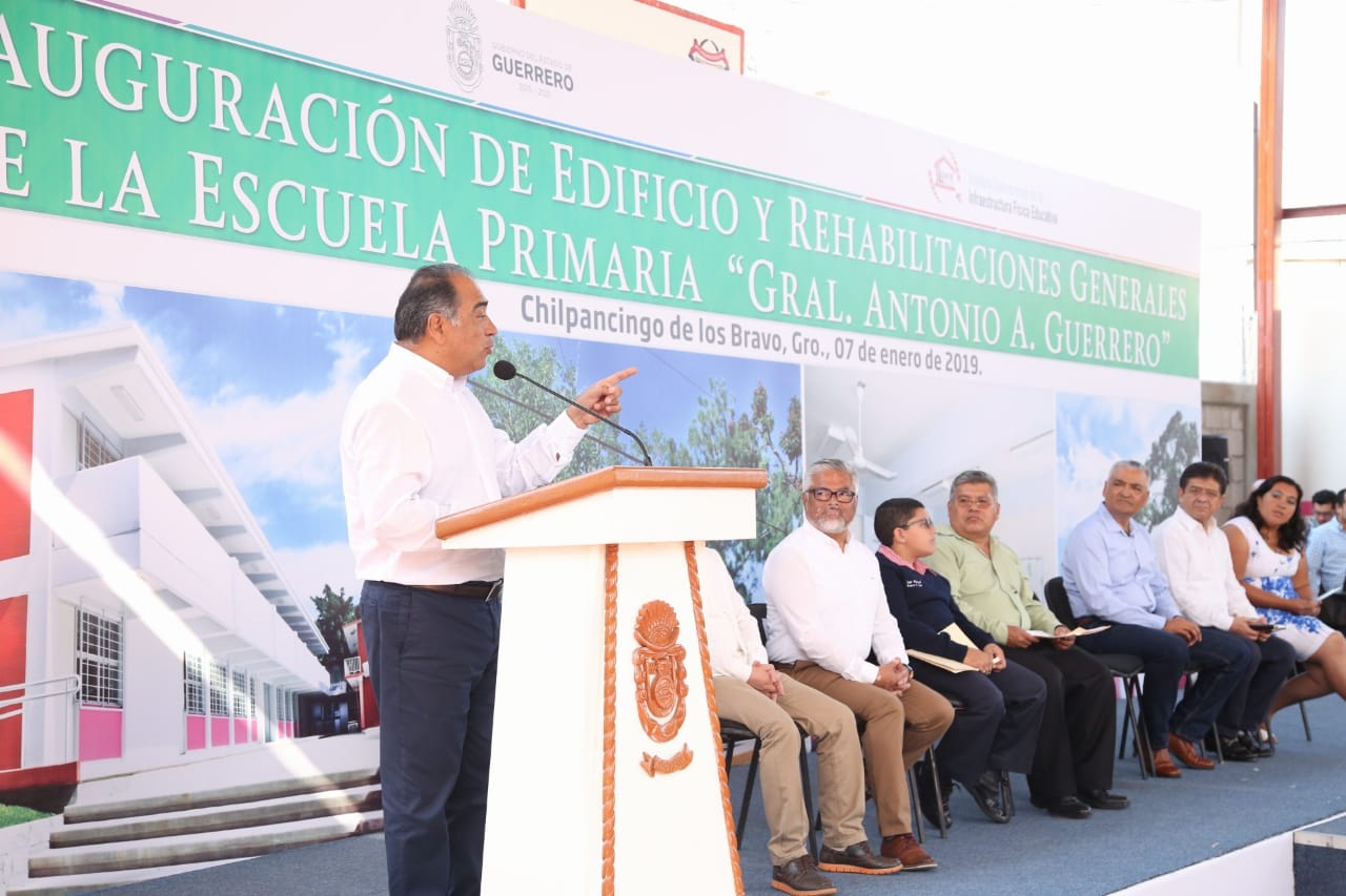 GUERRERO VIVE UN MOMENTO HISTÓRICO EN LA CONSTRUCCIÓN Y RECONSTRUCCIÓN DE ESCUELAS: ASTUDILLO