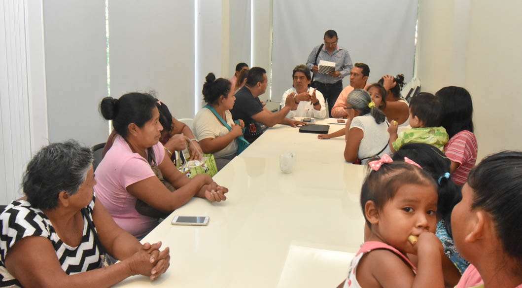 REGULARIZA EL AYUNTAMIENTO EL REPARTO DE AGUA EN PIPAS