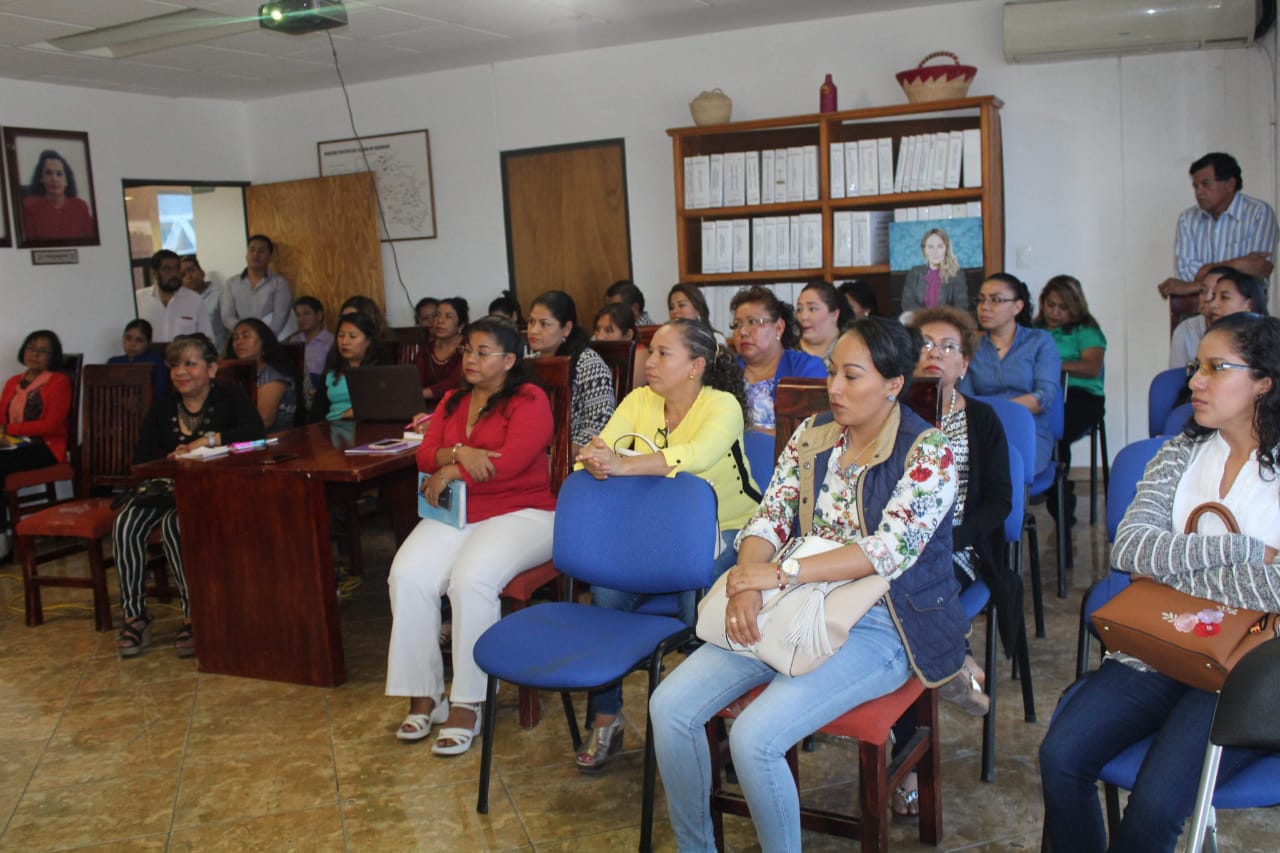 SEMUJER CAPACITA A SERVIDORES PÚBLICOS EN GUERRERO