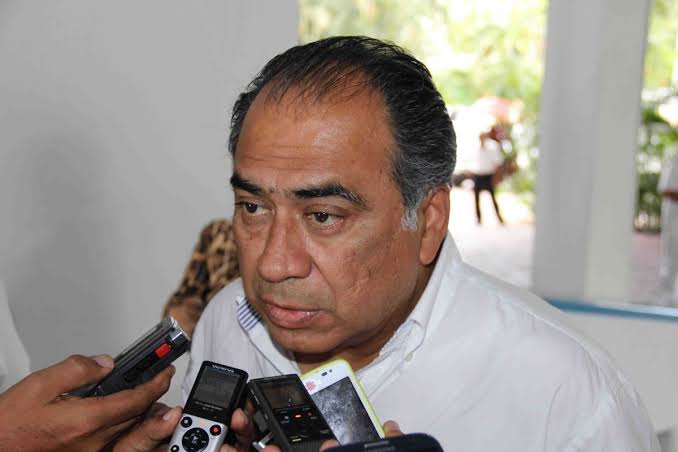 JAIME RODRÍGUEZ PASÓ DE SER EL BRONCO A EL BOCÓN DEL NORTE: ASTUDILLO JAIME RODRÍGUEZ PASÓ DE SER EL BRONCO A EL BOCÓN DEL NORTE: ASTUDILLO