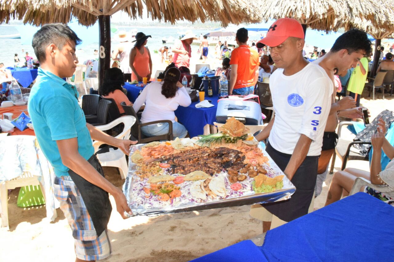 RESTAURANTEROS PREVEN 100% EN VACACIONES DE SEMANA SANTA 