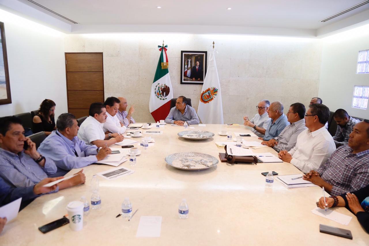 ASTUDILLO REVISA CON FEDERACIÓN PADRÓN PARA FERTILIZANTE GRATUITO ASTUDILLO REVISA CON FEDERACIÓN PADRÓN PARA FERTILIZANTE GRATUITO