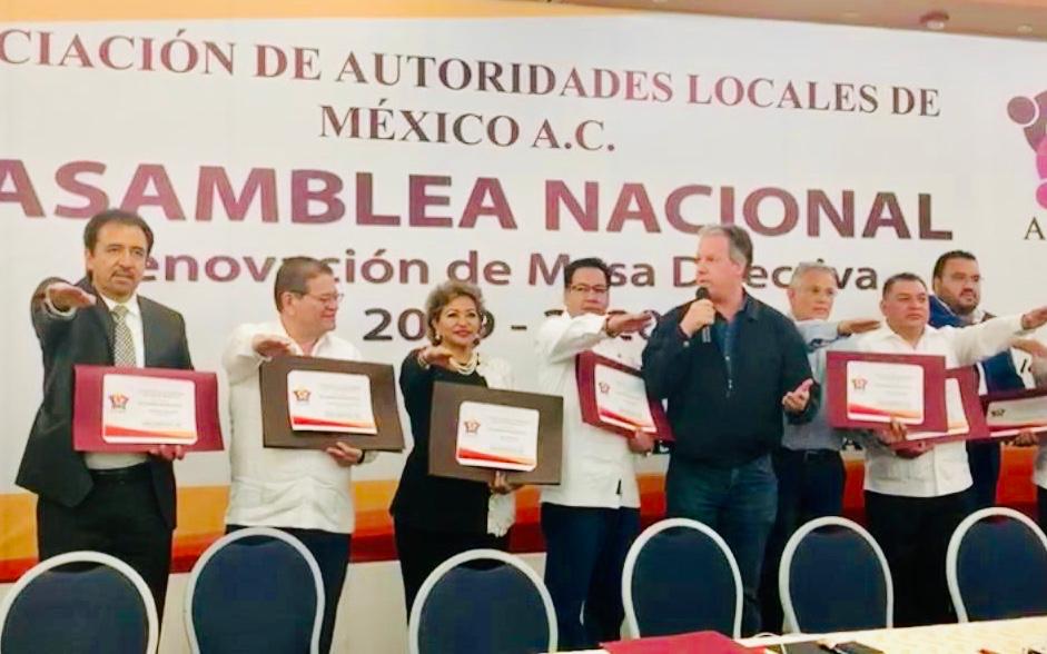 TOMA PROTESTA ADELA ROMÁN COMO SECRETARIA GENERAL DE AALMAC