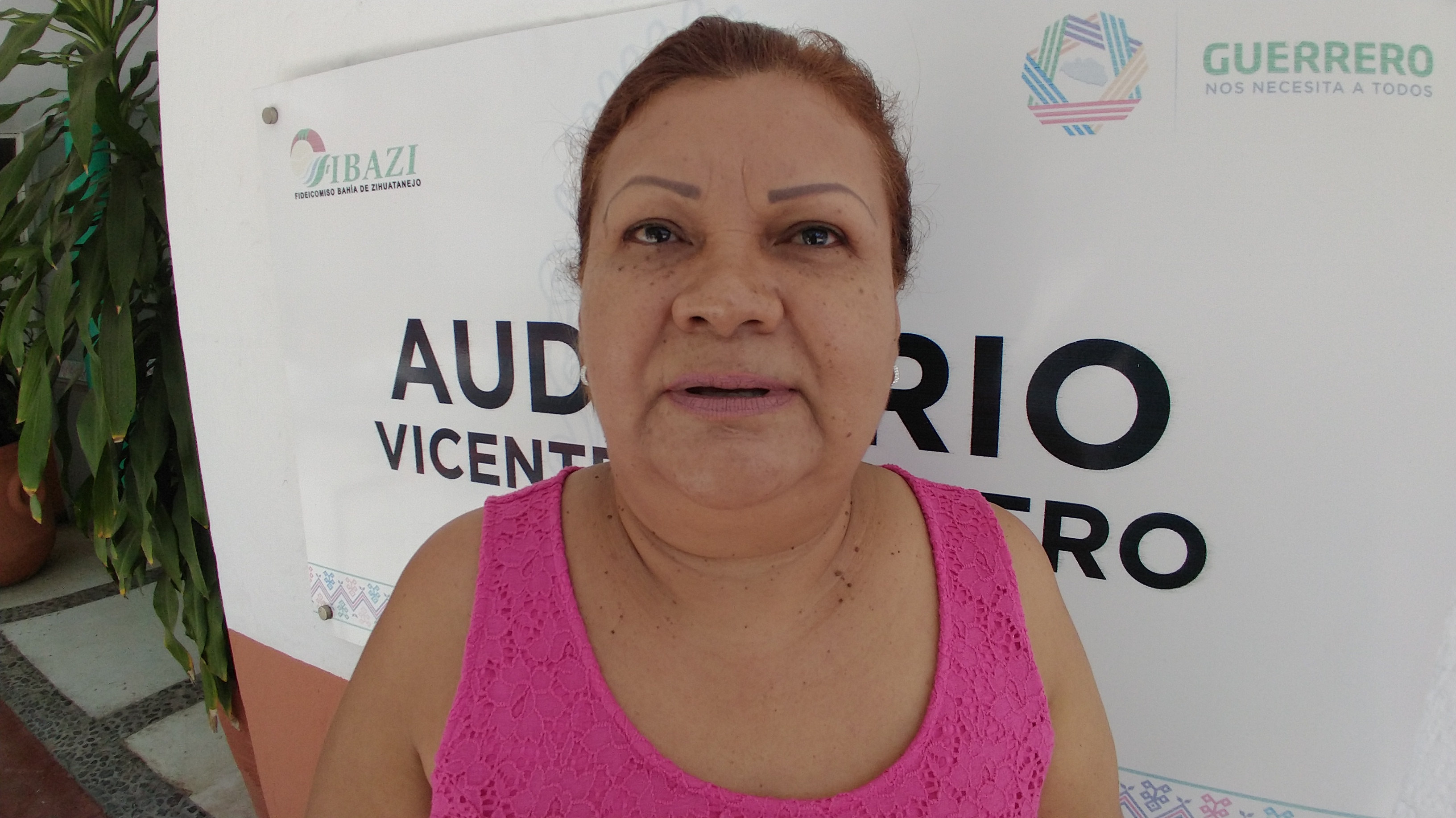 RECORTES FEDERALES AFECTAN A MUJERES: INMUJER RECORTES FEDERALES AFECTAN A MUJERES: INMUJER
