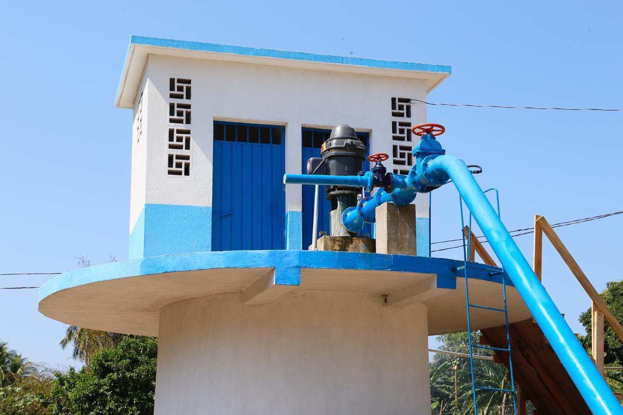 INAUGURA GOBERNADOR OBRAS EN ZIHUATANEJO INAUGURA GOBERNADOR OBRAS EN ZIHUATANEJO