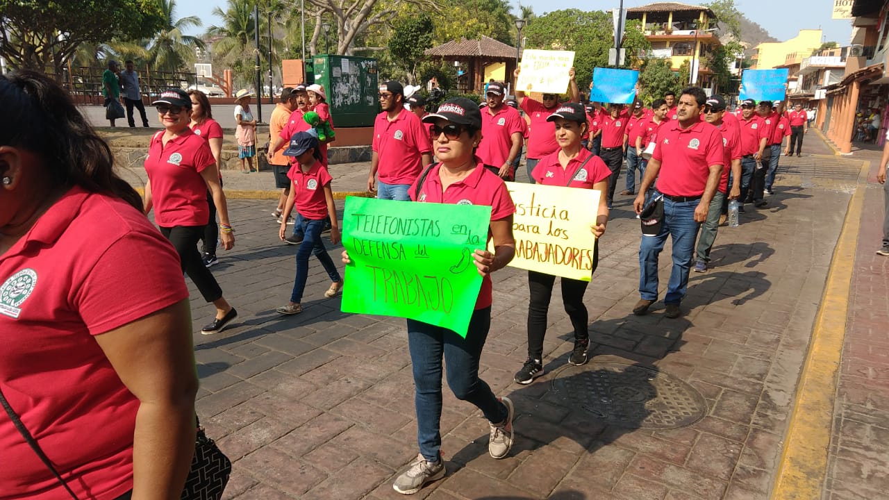 PROTESTAS EN MARCHA DEL DÍA DEL TRABAJO EN ZIHUATANEJO