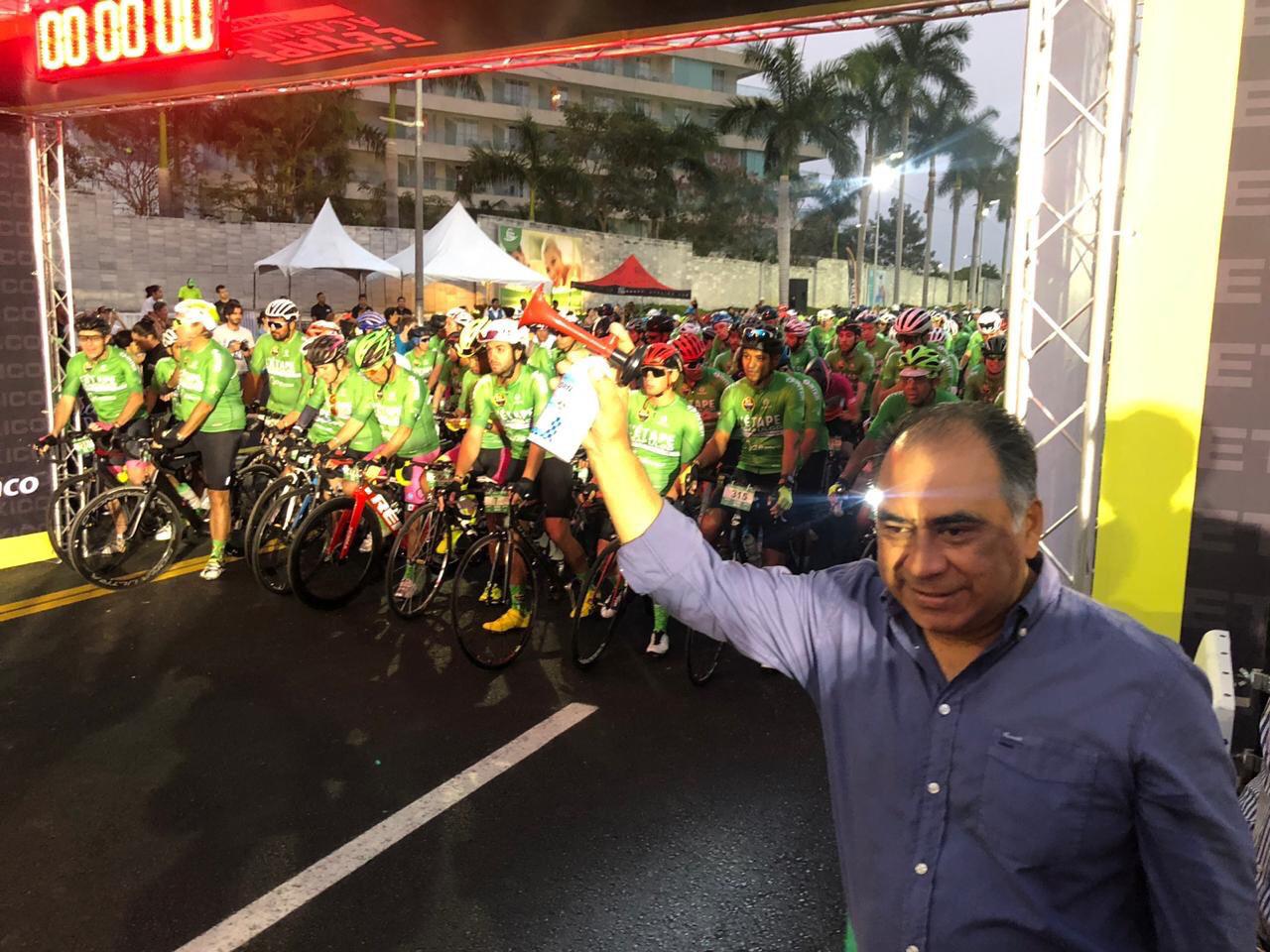 ASTUDILLO DA BANDERAZO A TOUR DE FRANCIA 2019