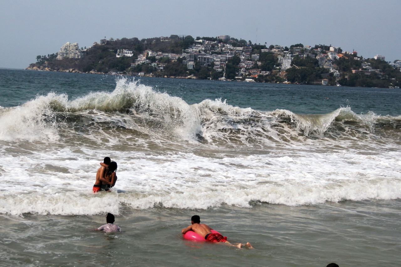 PREVALECE MAR DE FONDO EN COSTAS DE GUERRERO