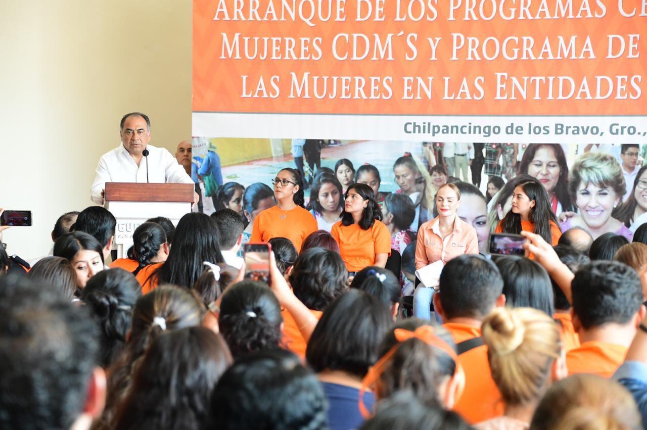 ASTUDILLO IMPLEMENTA ACCIONES PARA PREVENIR VIOLENCIA EN NIÑAS Y MUJERES