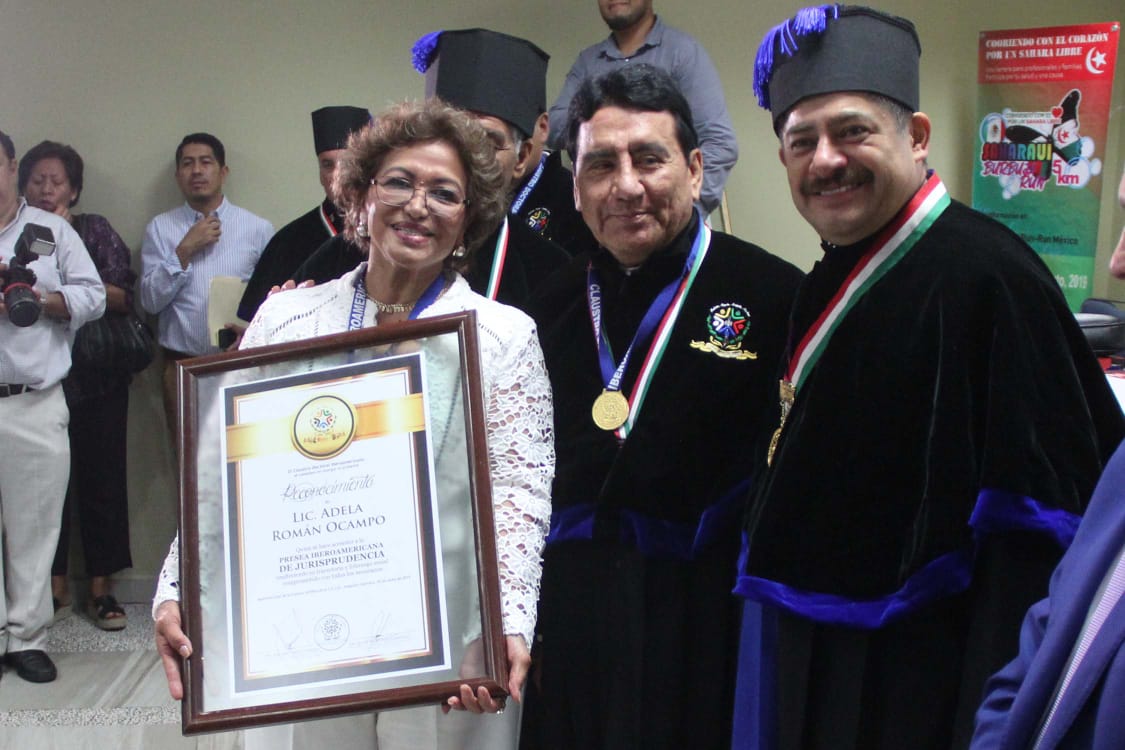 RECIBE ADELA PRESEA IBEROAMERICANA “DR. JESÚS MARTÍNEZ GARNELO” RECIBE ADELA PRESEA IBEROAMERICANA “DR. JESÚS MARTÍNEZ GARNELO”