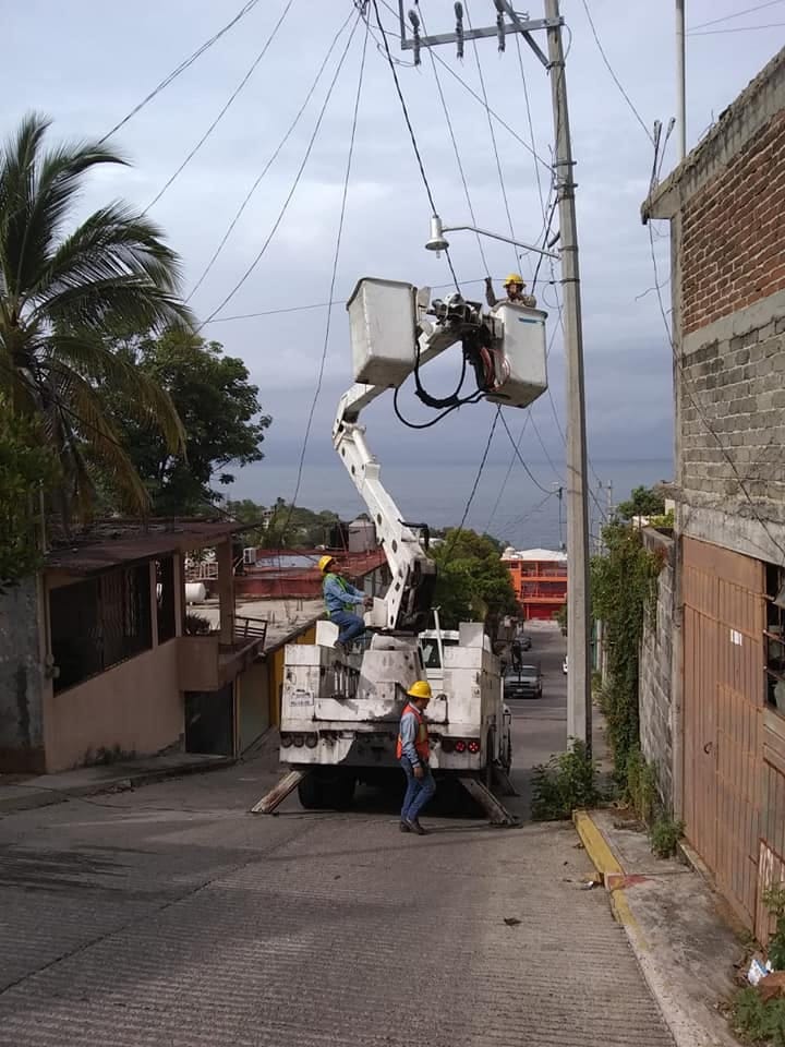 REPARA ALUMBRADO PÚBLICO 19 MIL LUMINARIAS EN ACAPULCO