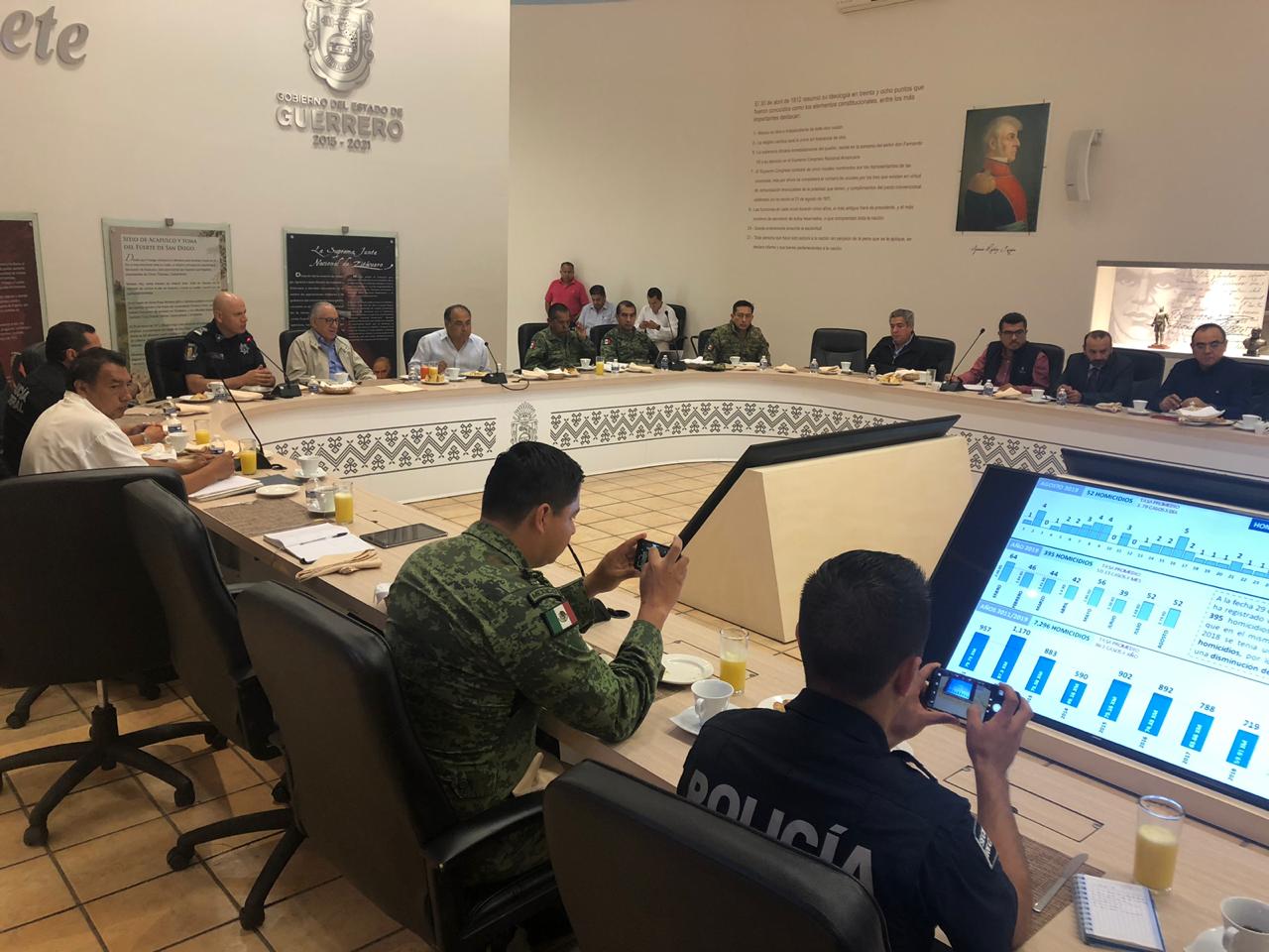 REVISA ESTRATEGIAS MESA DE SEGURIDAD EN GUERRERO