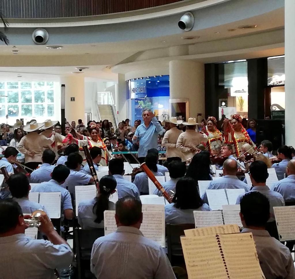 ACERCA LA OFA EL FOLKLORE Y LA CULTURA MUSICAL DE GUERRERO A TURISTAS Y ACAPULQUEÑOS