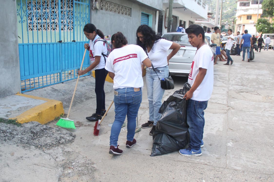 REALIZAN EL PROGRAMA EN LA COLONIA 20 DE NOVIEMBRE, CON CONCURRIDA PARTICIPACIÓN